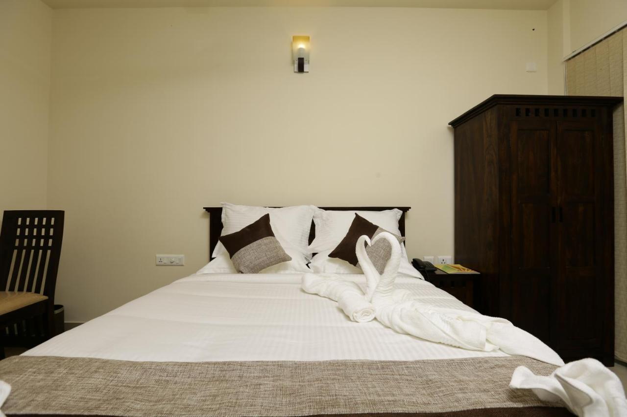 Le Noor Hotel Kochi Luaran gambar