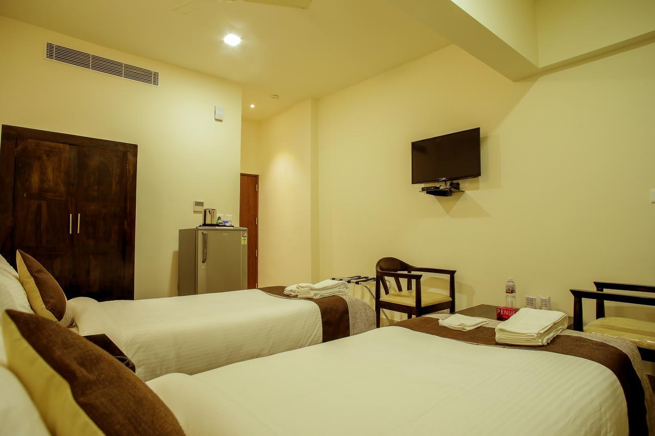 Le Noor Hotel Kochi Luaran gambar