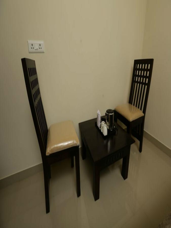 Le Noor Hotel Kochi Luaran gambar