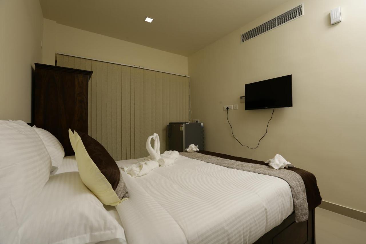 Le Noor Hotel Kochi Luaran gambar